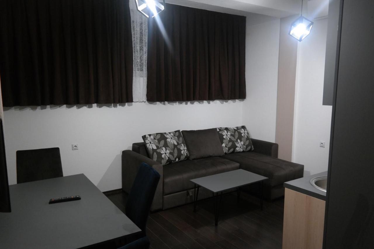 Villa Family Kumanovo Eksteriør bilde