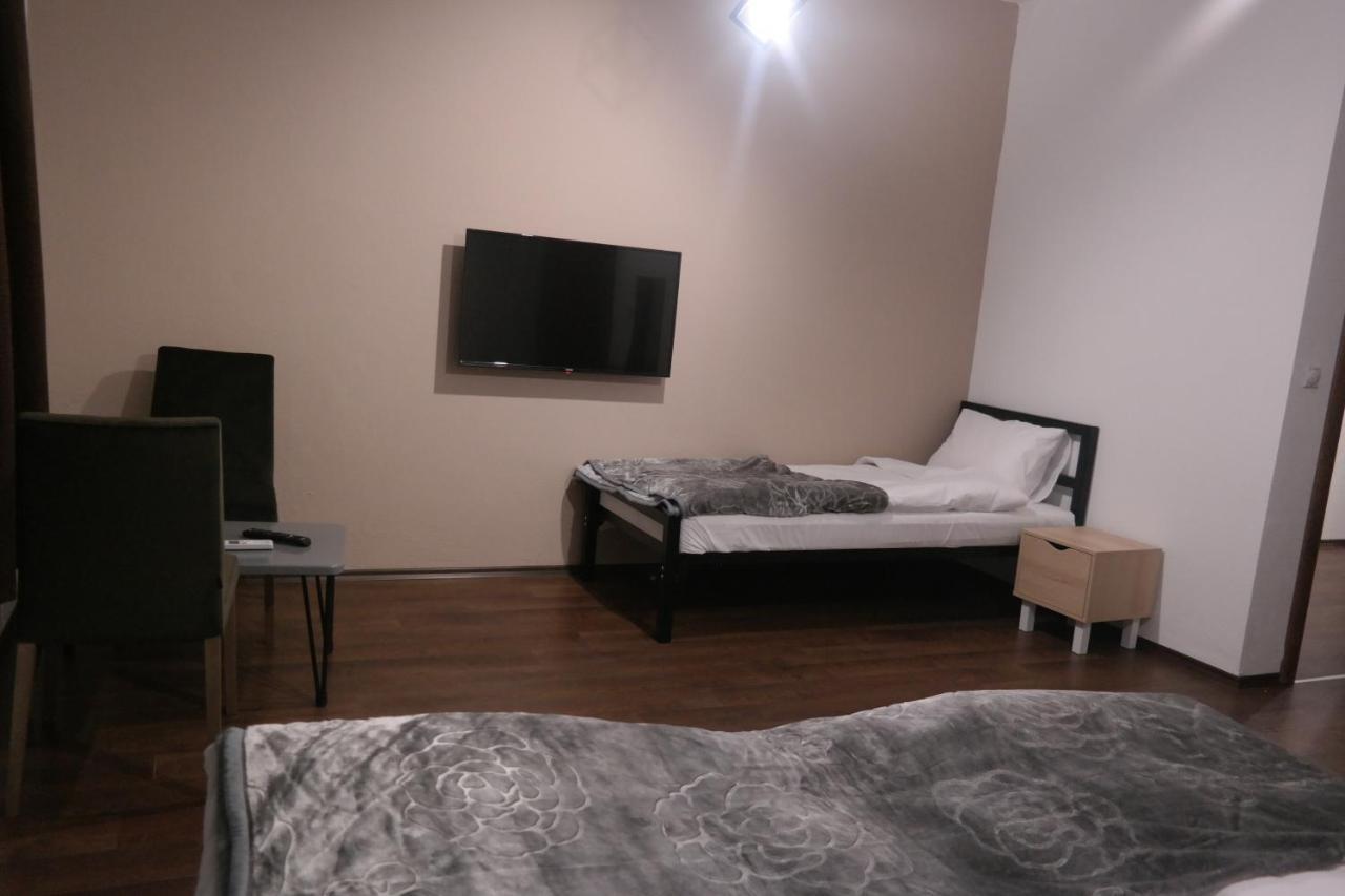 Villa Family Kumanovo Eksteriør bilde