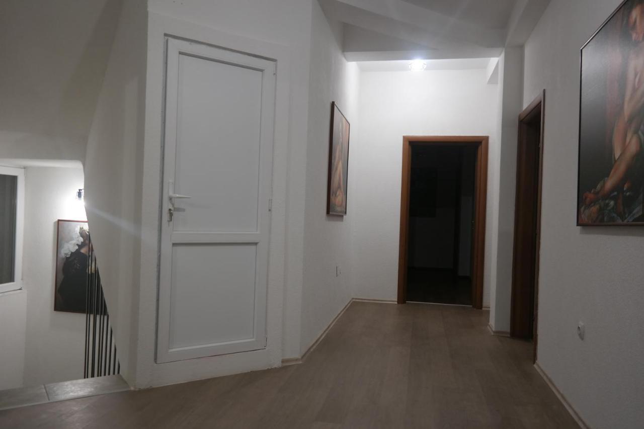 Villa Family Kumanovo Eksteriør bilde