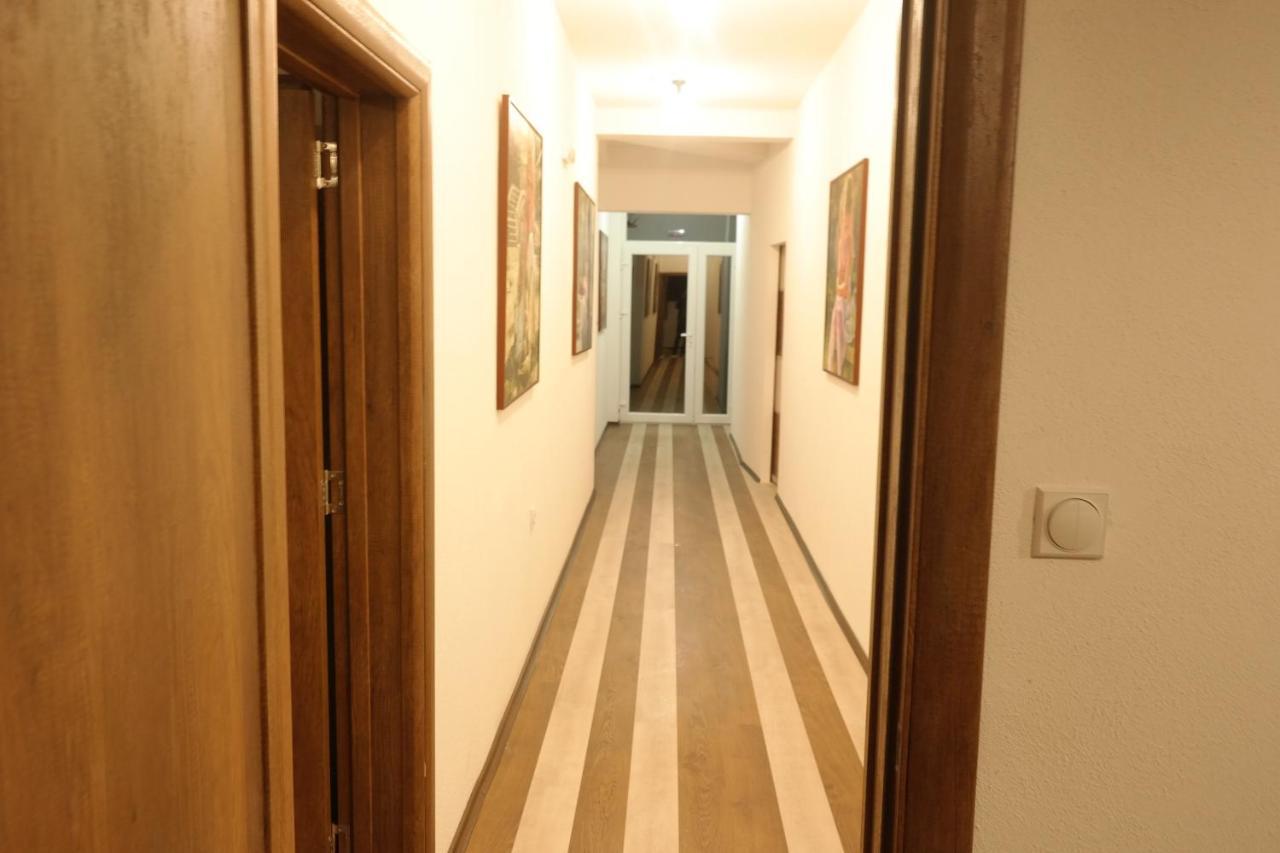 Villa Family Kumanovo Eksteriør bilde